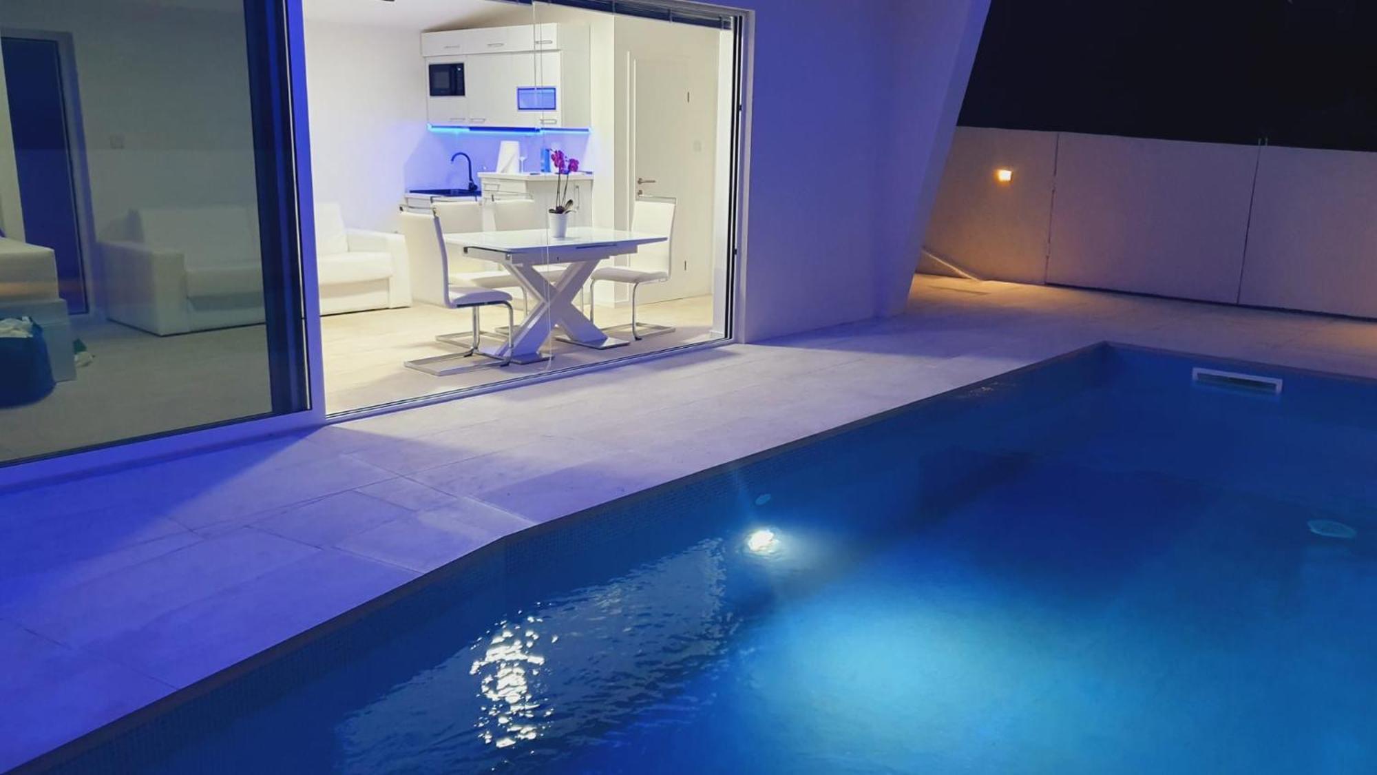 Jacuzzi Penthouse Apartment Matulji Eksteriør billede